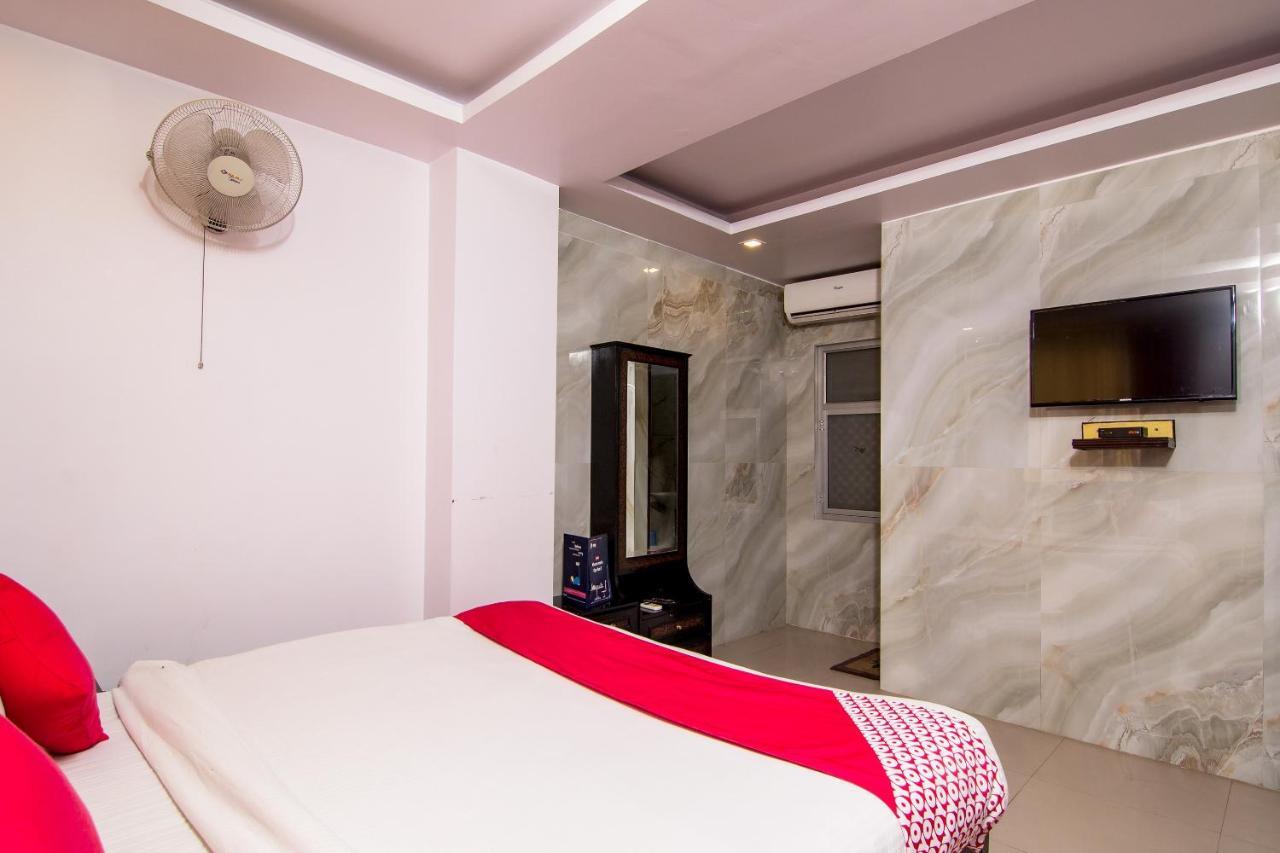 Collection O 4731 Hotel Surya Continental Lucknow Esterno foto